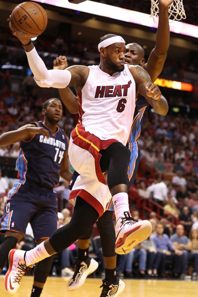 Lebron James about to make a dunk.