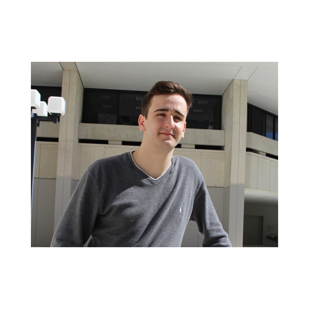 Photo of Dax Aldecocea.