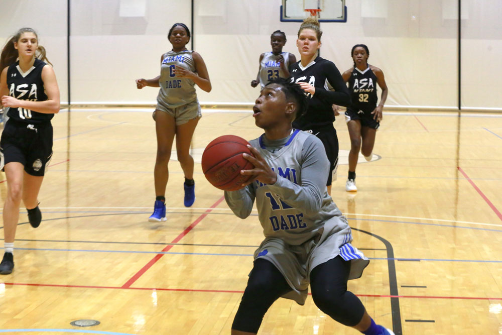 Daliyah Brown on the court against ASA College.