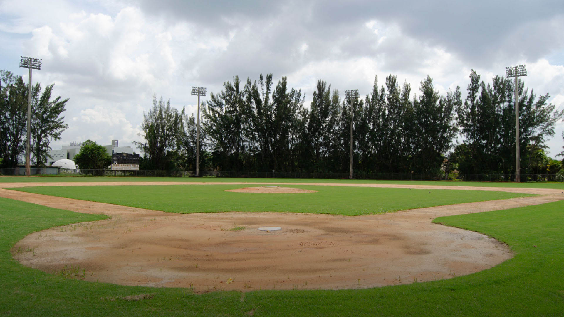 Demie Mainieri Field