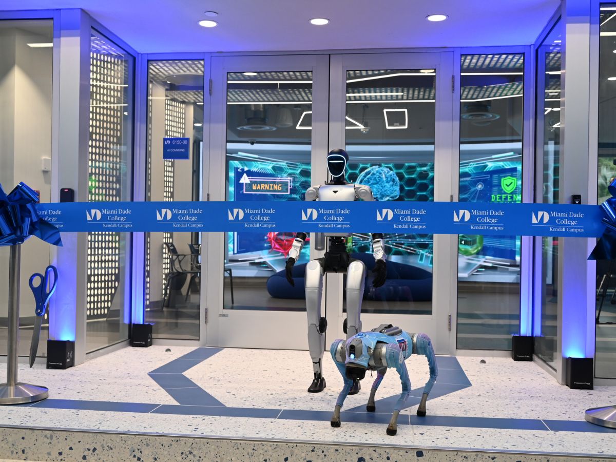Kendall Campus opened Miami Dade College’s newest artificial intelligence Innovation Hub, a facility that aims to expand the scope of AI courses and training, on March 17.