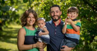 Carlos Andrés Cuervo and his family