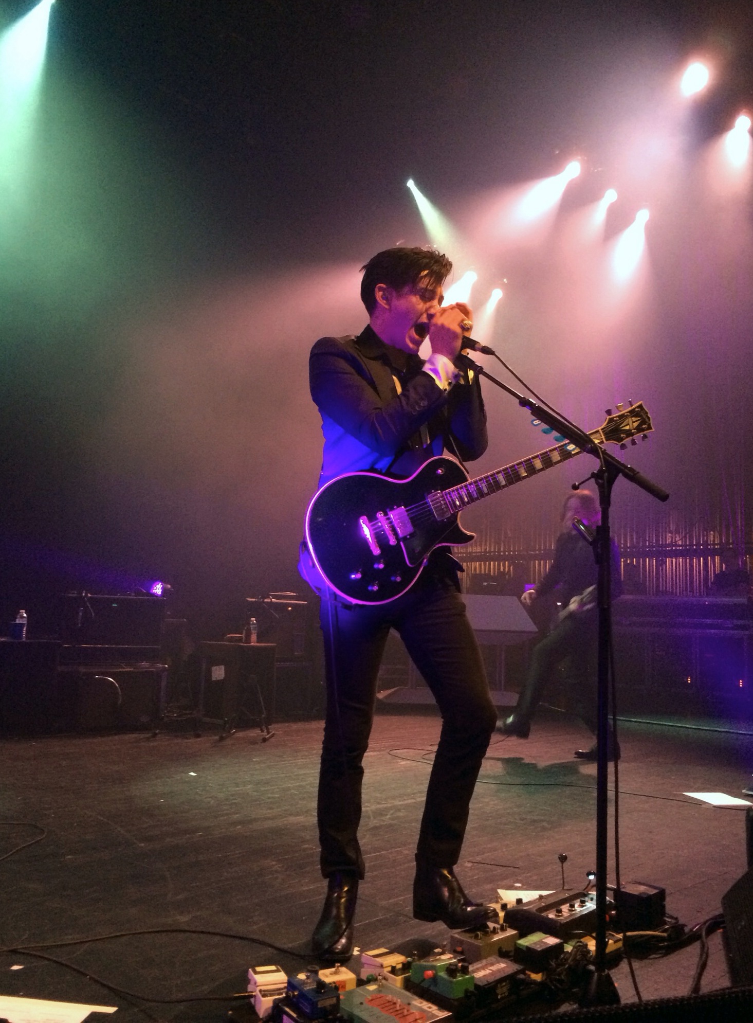 Arctic Monkey’s Frontman Woos Crowd At Fillmore - The Reporter: The ...