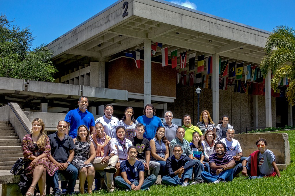 Group photo of the Brazilian teachers.