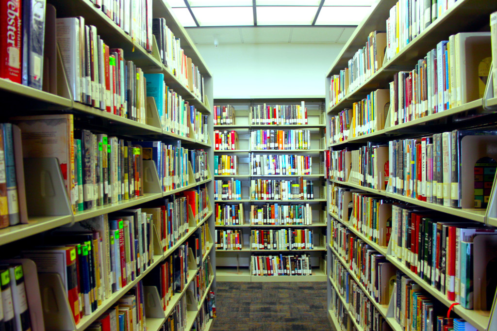 Photo of the Wolfson library interior.