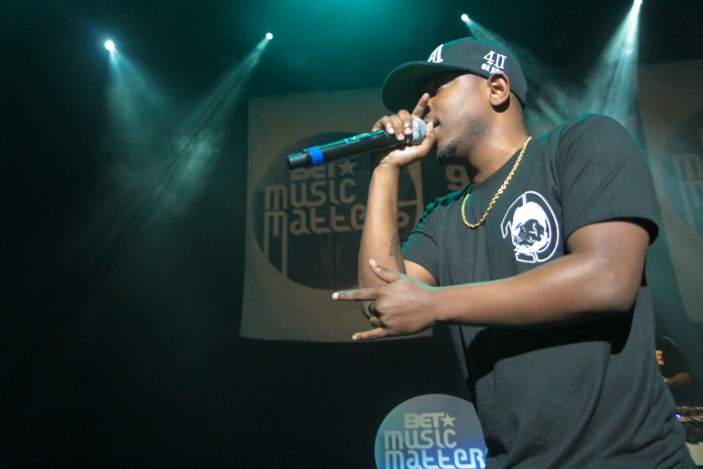 Kendrick Lamar performing.