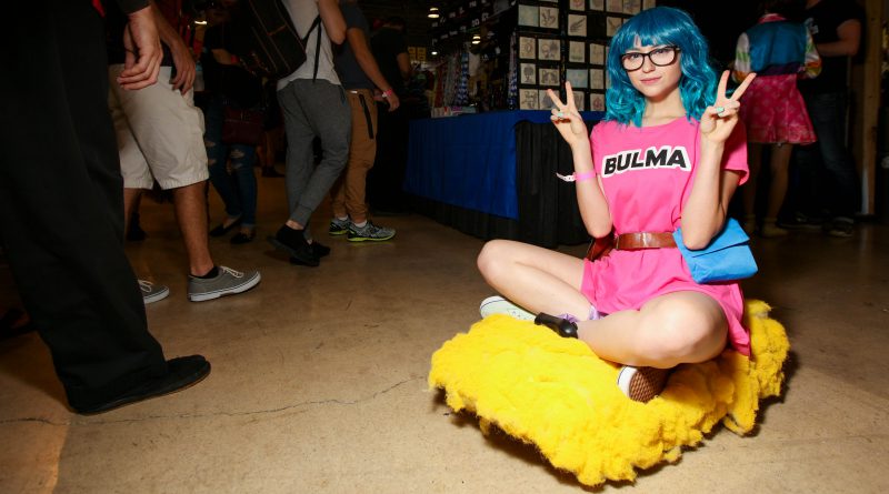A student cosplaying as Bulma from Dragon Ball Z.