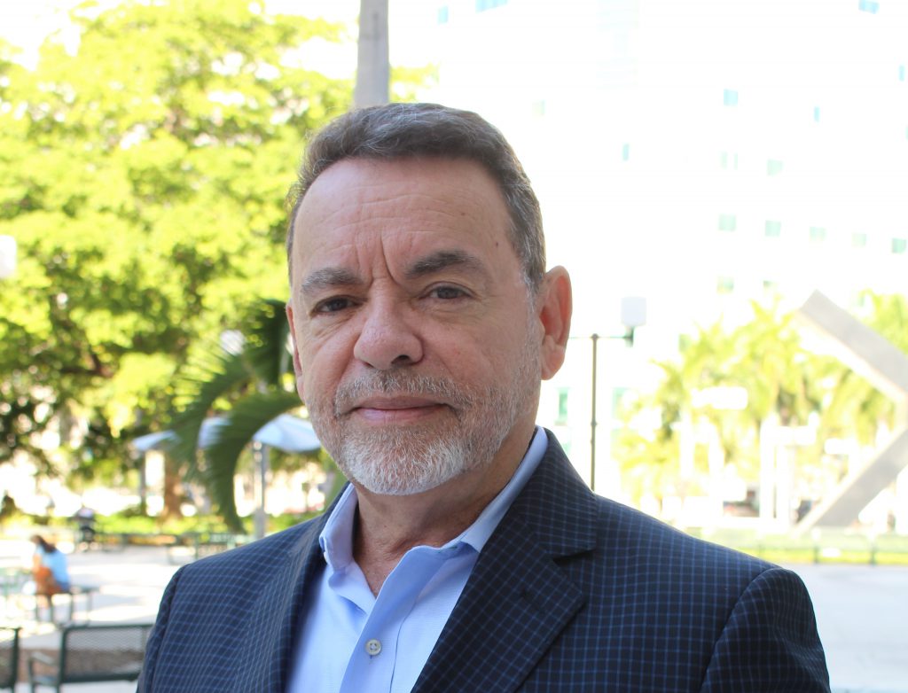 Photo of Alejandro Rios.