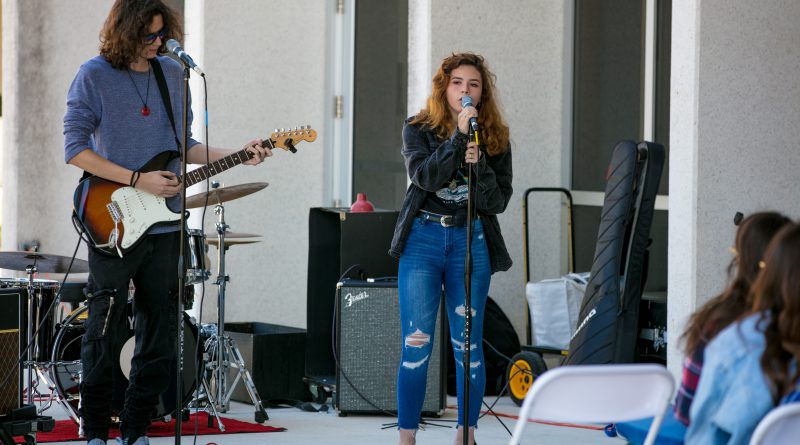 Students singing.