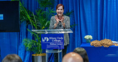 Wolfson Campus School Of Business Chair Retires After 31 Years At MDC
