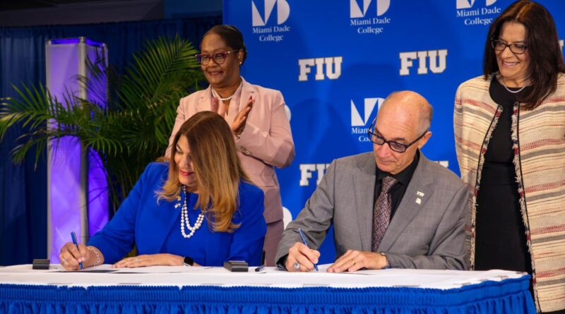 MDC And FIU Sign New Articulation Agreements