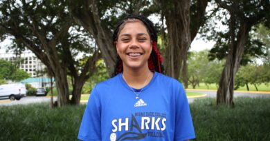 Sophomore Alonzo Leading Lady Sharks During Perfect Season