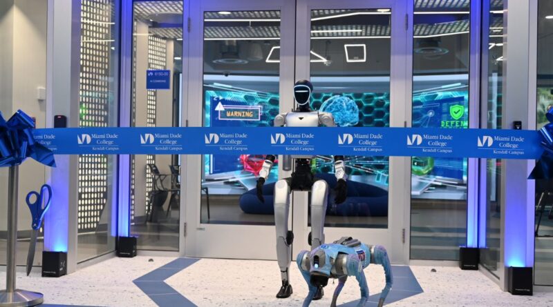 Kendall Campus opened Miami Dade College’s newest artificial intelligence Innovation Hub, a facility that aims to expand the scope of AI courses and training, on March 17.