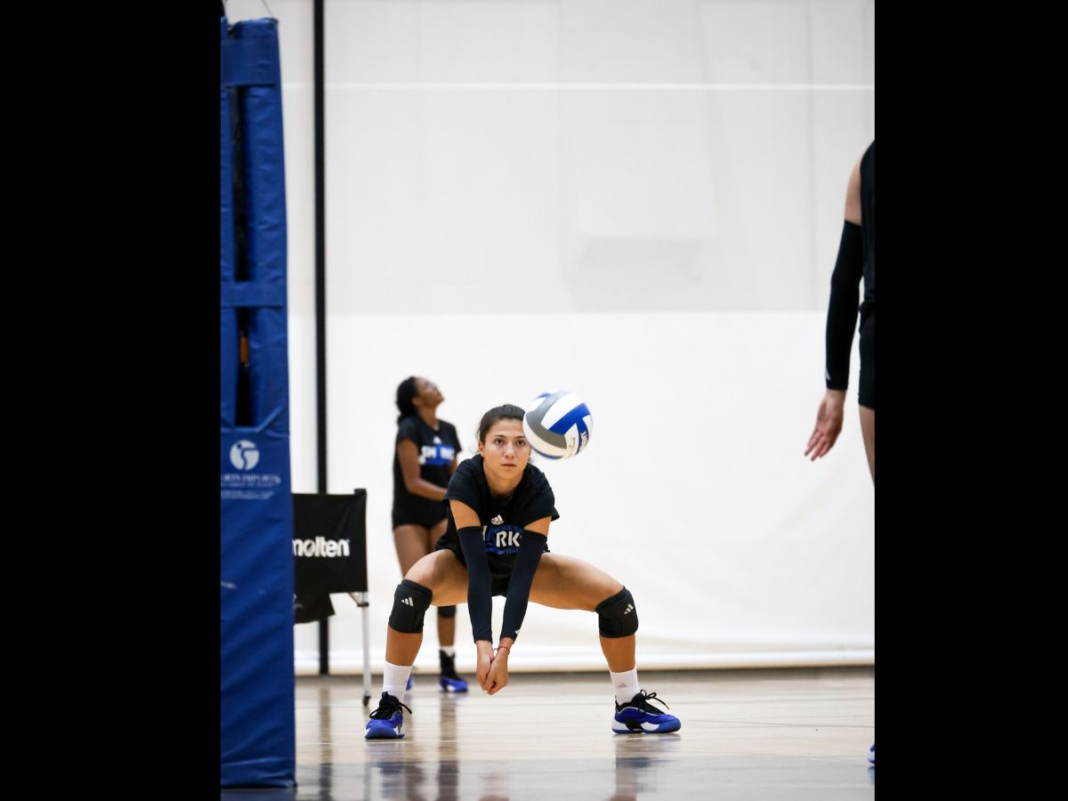 Lady Sharks setter Eleonora Gicheva.